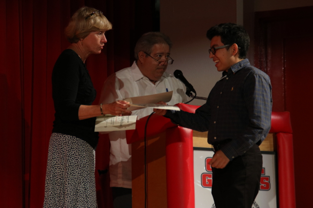 Outstanding Students Accept Prestigious Elsa Glazer Award