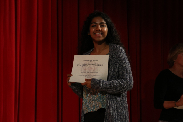 Outstanding Students Accept Prestigious Elsa Glazer Award