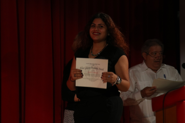 Outstanding Students Accept Prestigious Elsa Glazer Award