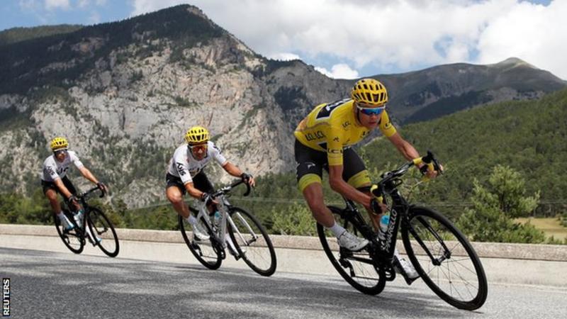 Chris Froome retained the yellow jersey with a fourth-place finish on Col dlzoard on Stage 18