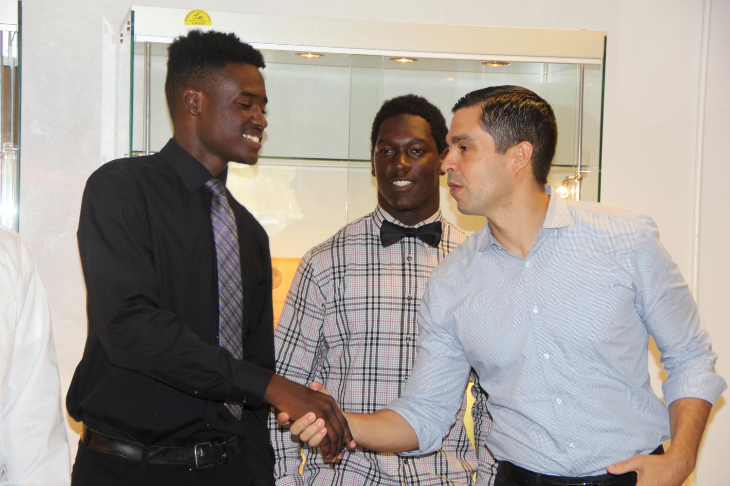 Gables Students Make Commissioner Lago's Day