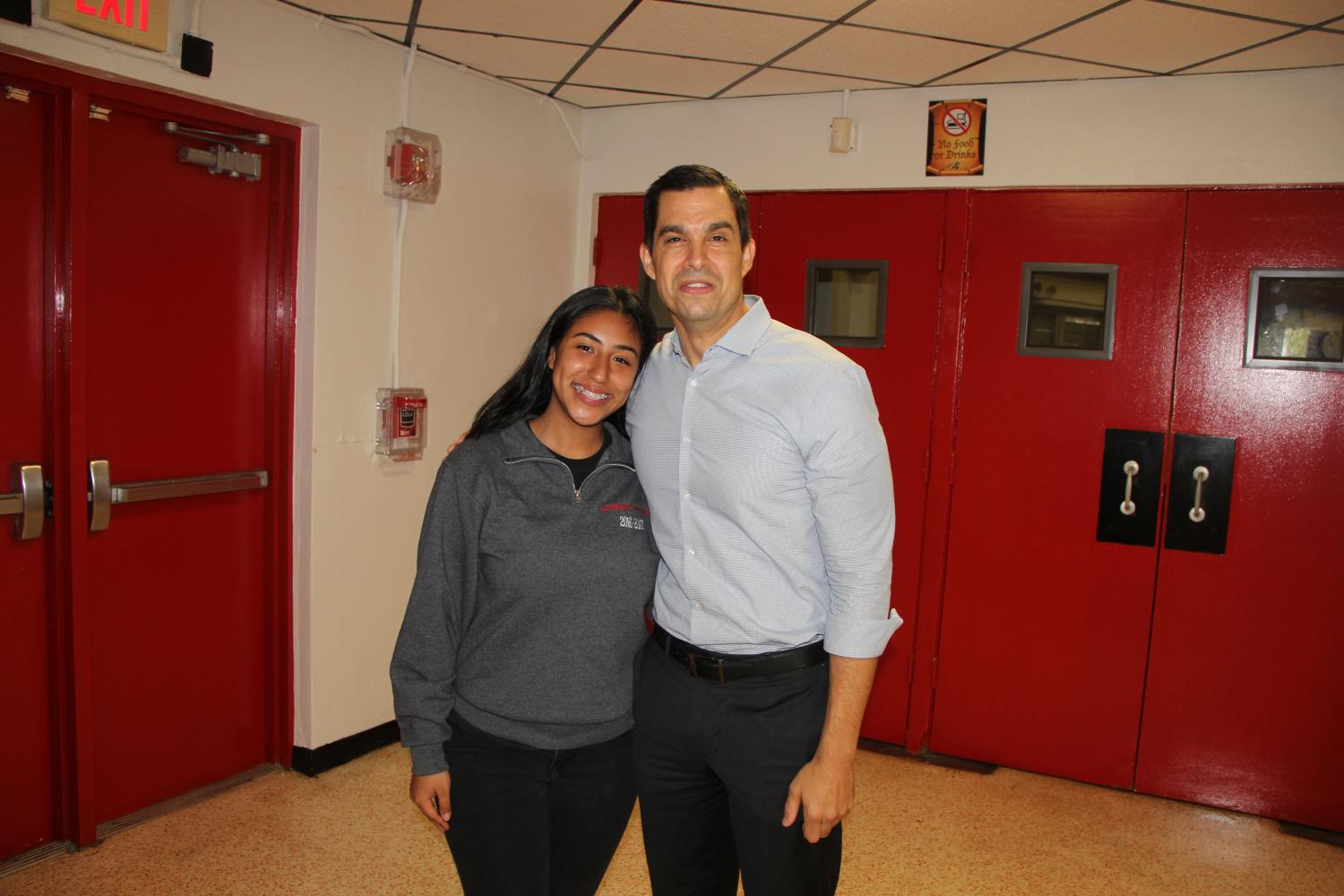 Gables Students Make Commissioner Lago's Day