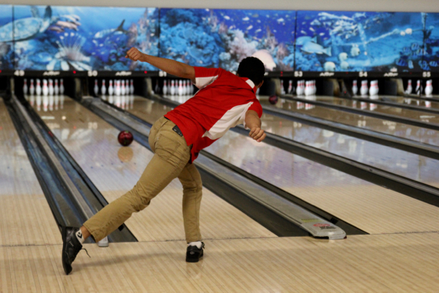 Gables Bowling Team Battles Terra