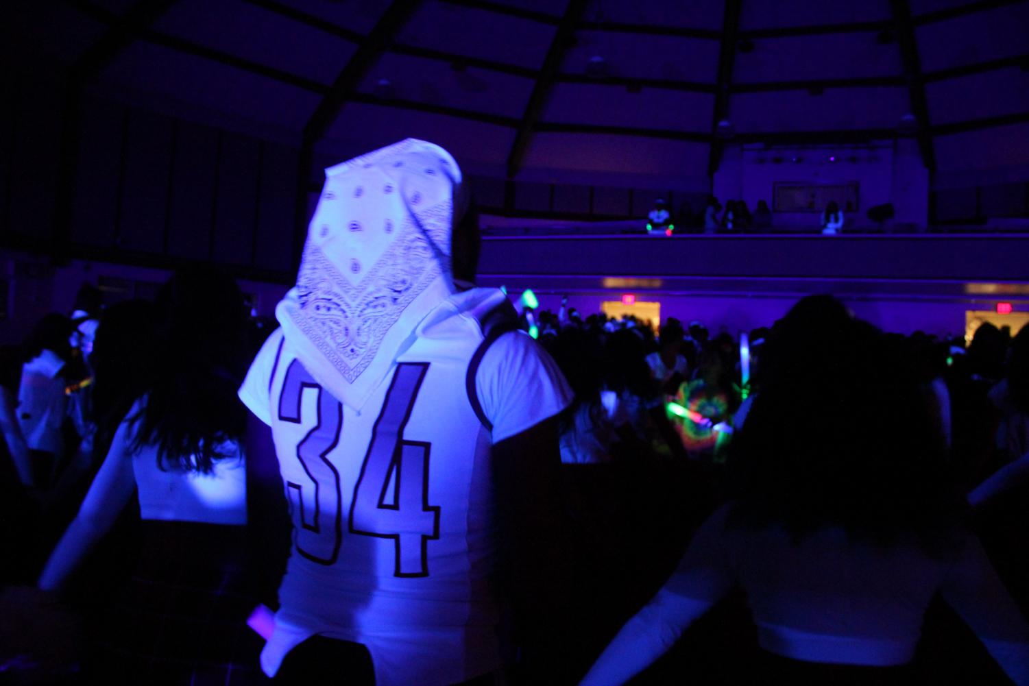 Senior Pep Rally: Hyped In White