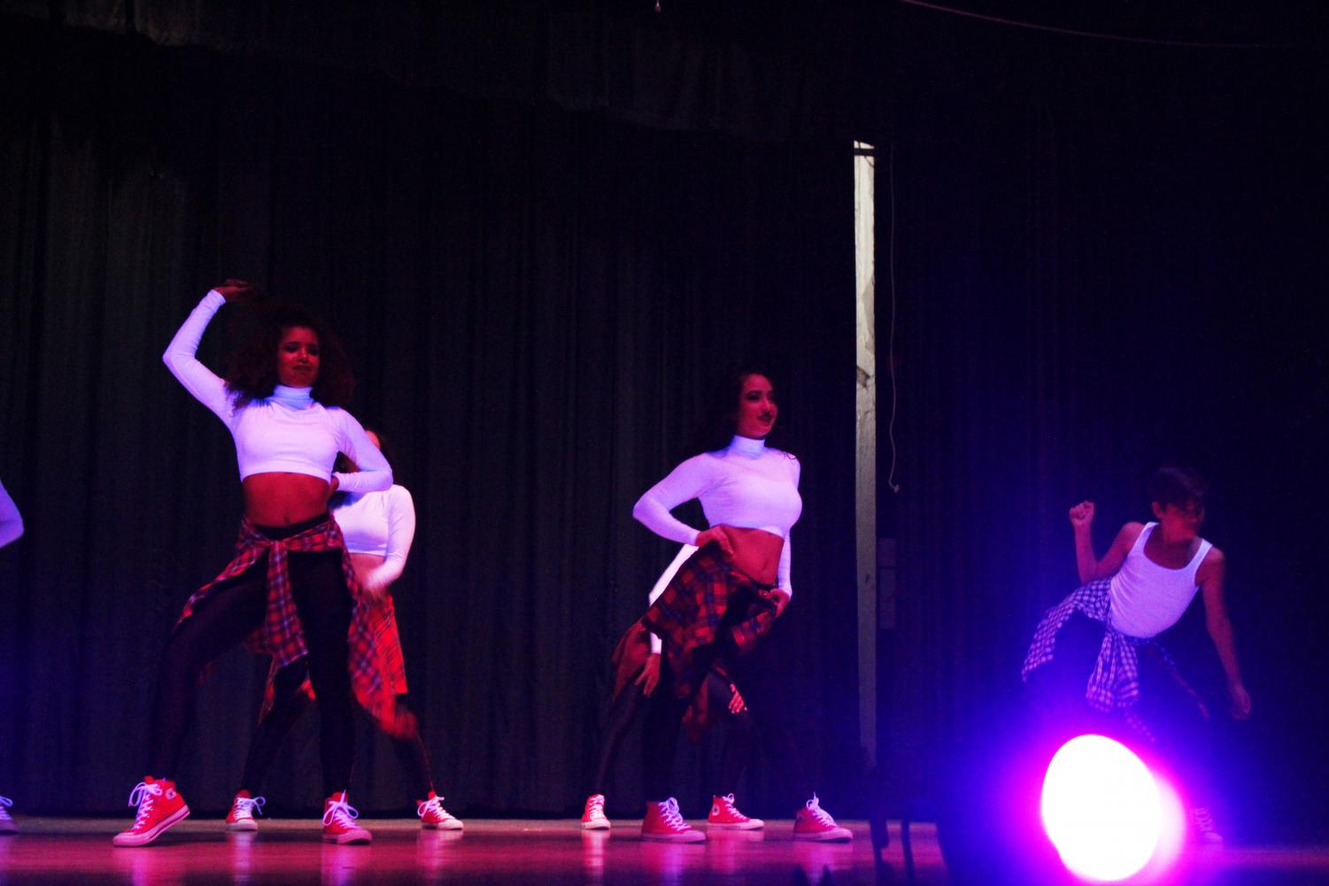 Senior Pep Rally: Hyped In White