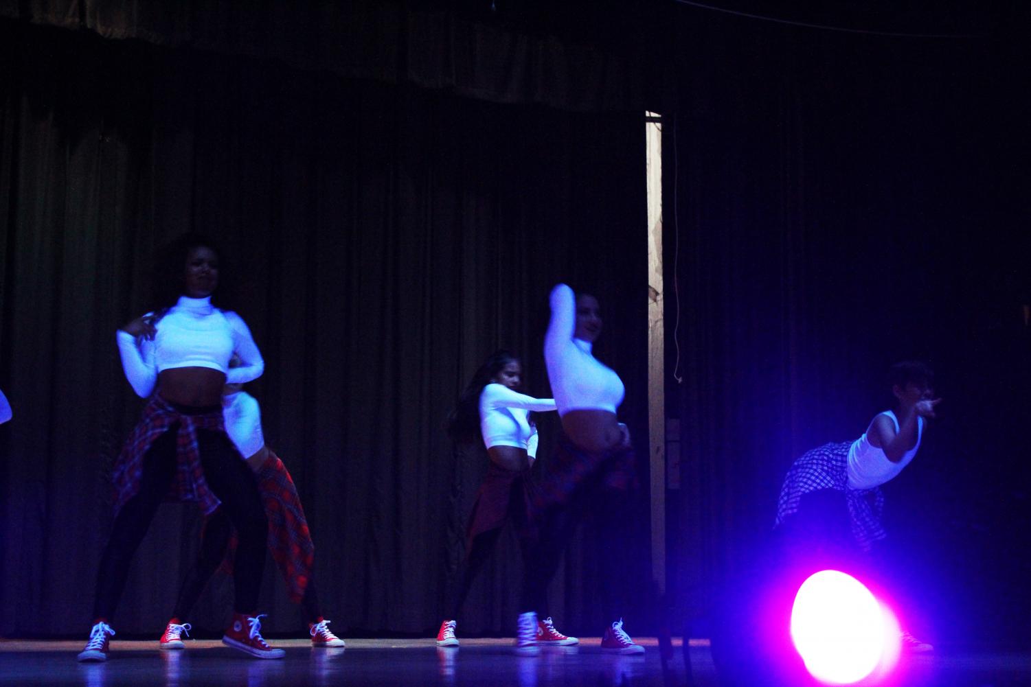 Senior Pep Rally: Hyped In White
