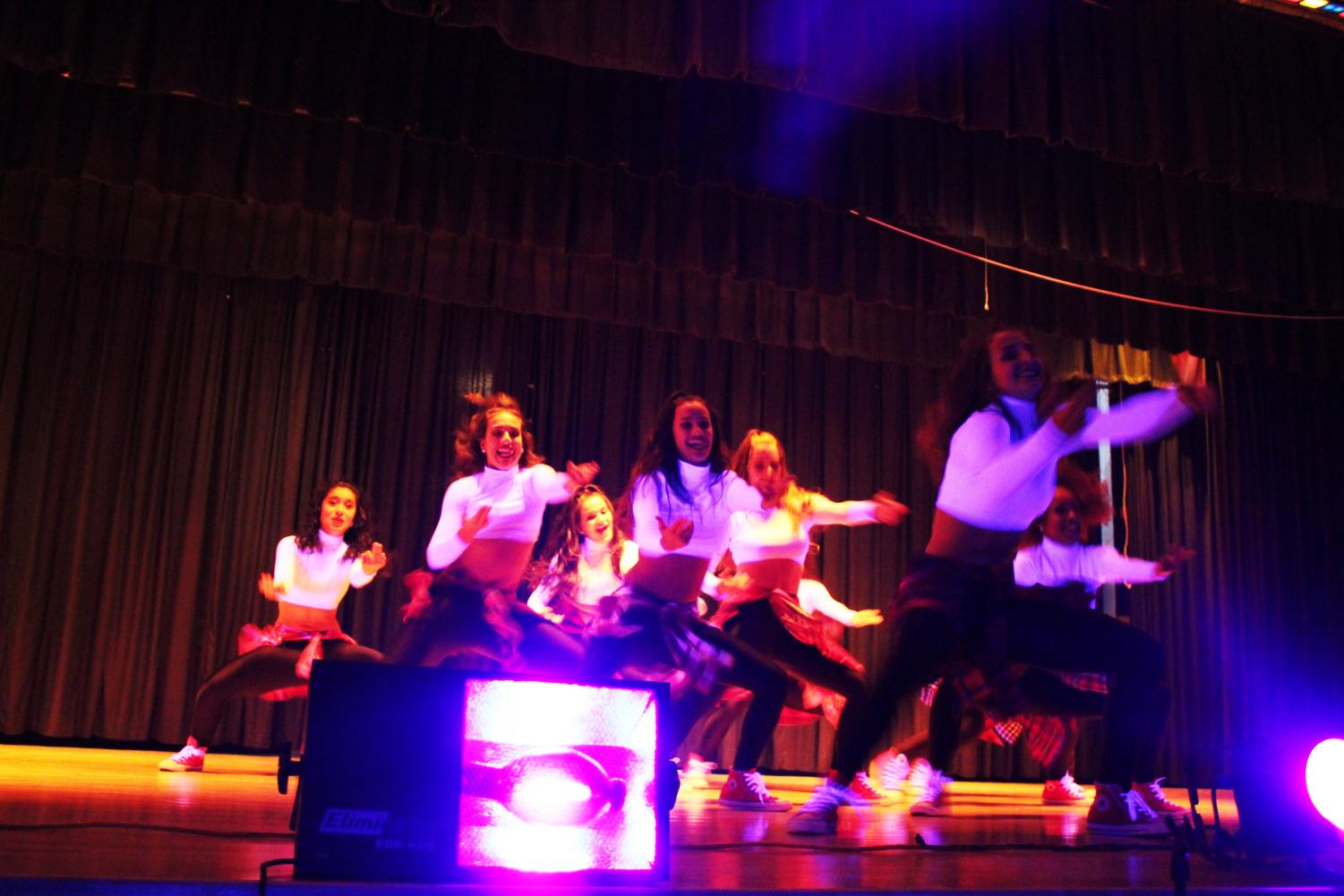Senior Pep Rally: Hyped In White