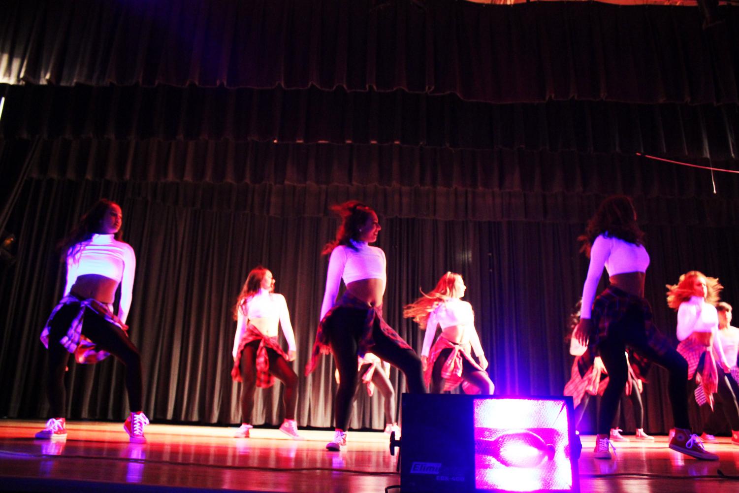 Senior Pep Rally: Hyped In White
