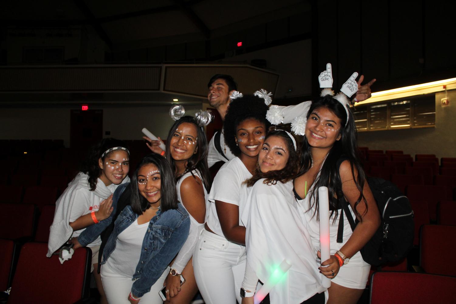 Senior Pep Rally: Hyped In White