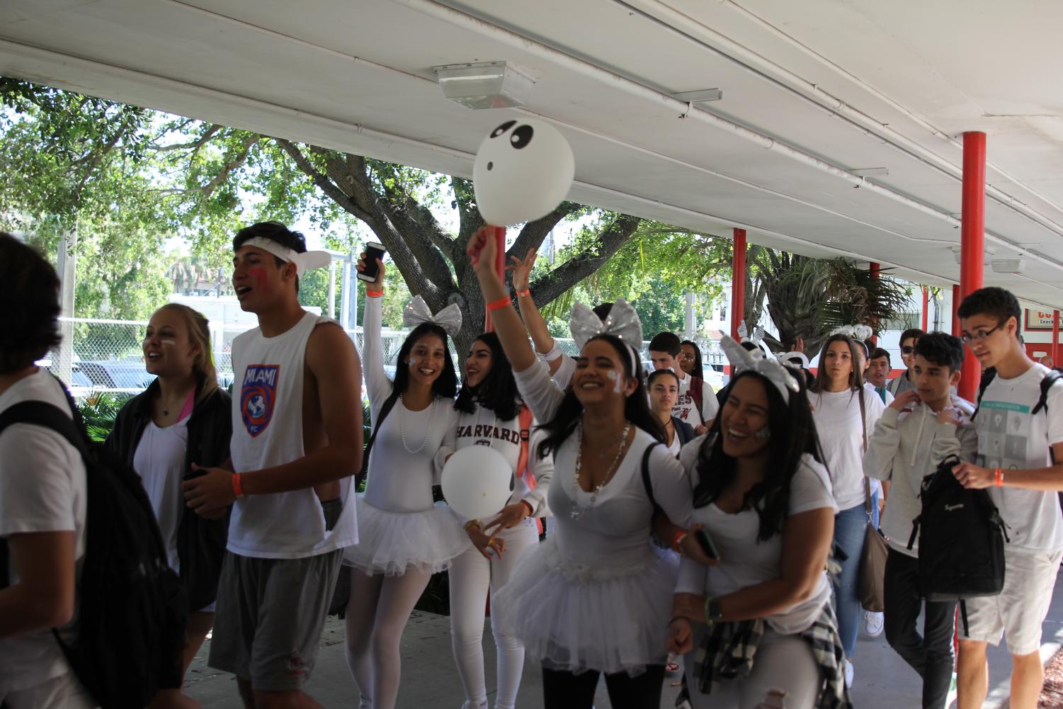 Senior Pep Rally: Hyped In White