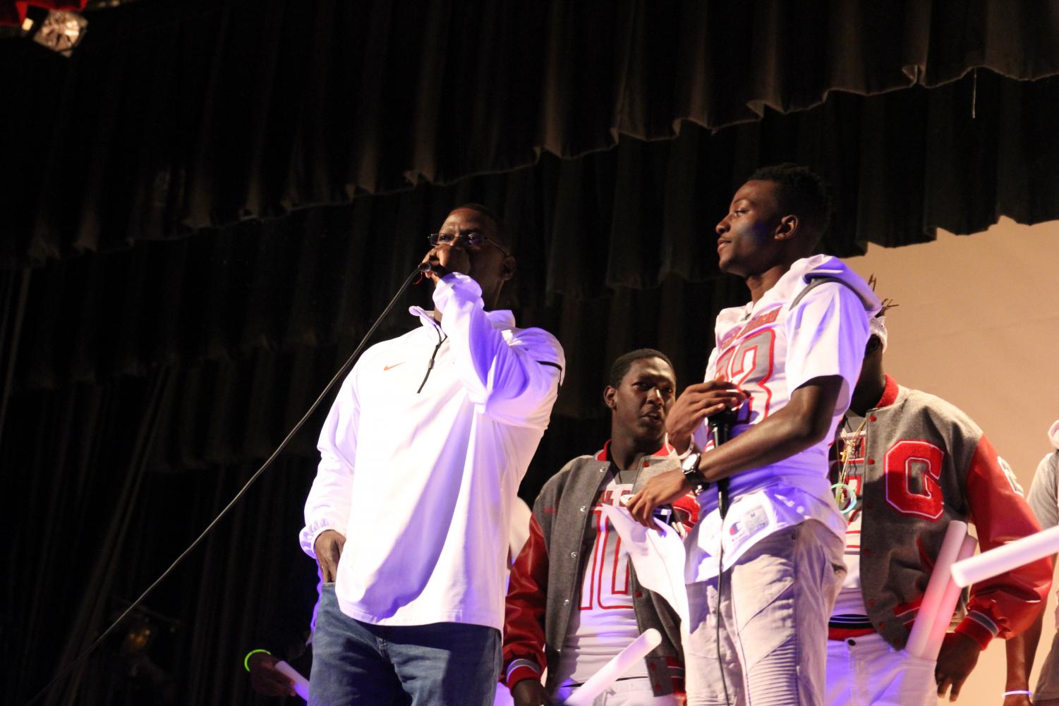 Senior Pep Rally: Hyped In White