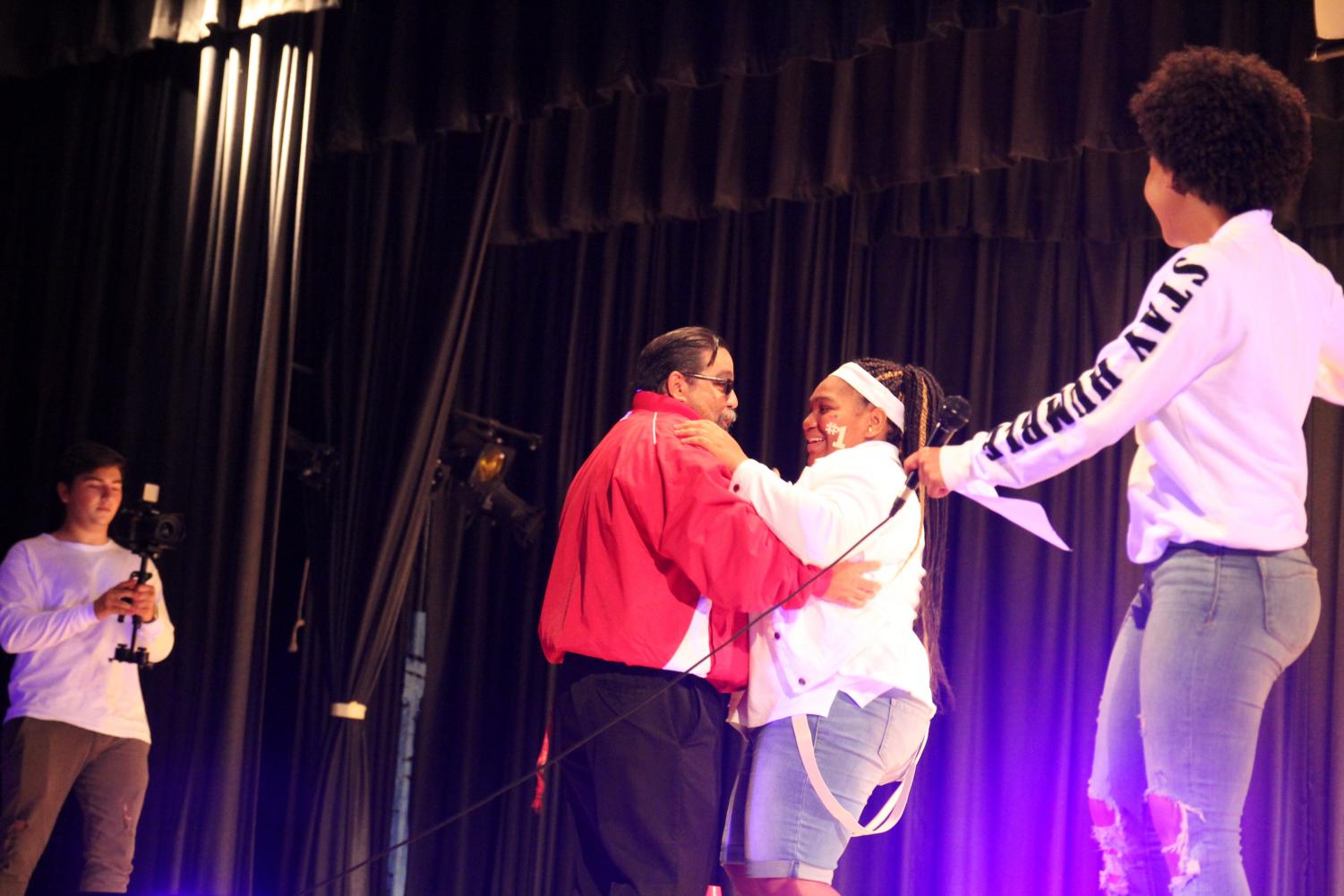 Senior Pep Rally: Hyped In White