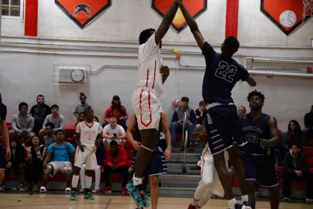 Gables Basketball vs Columbus