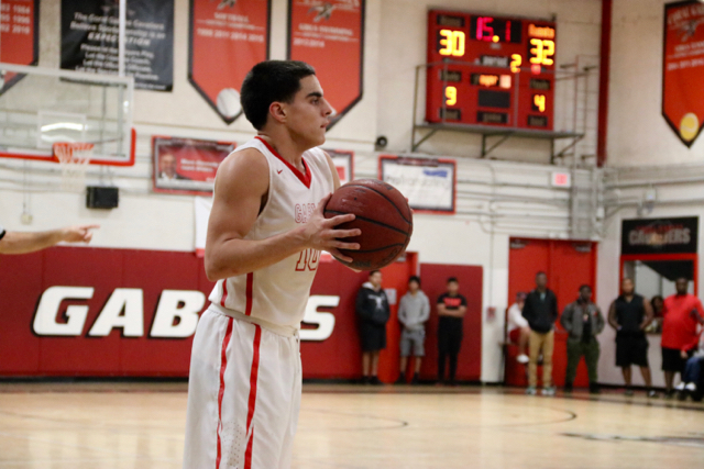 Gables Basketball vs Columbus