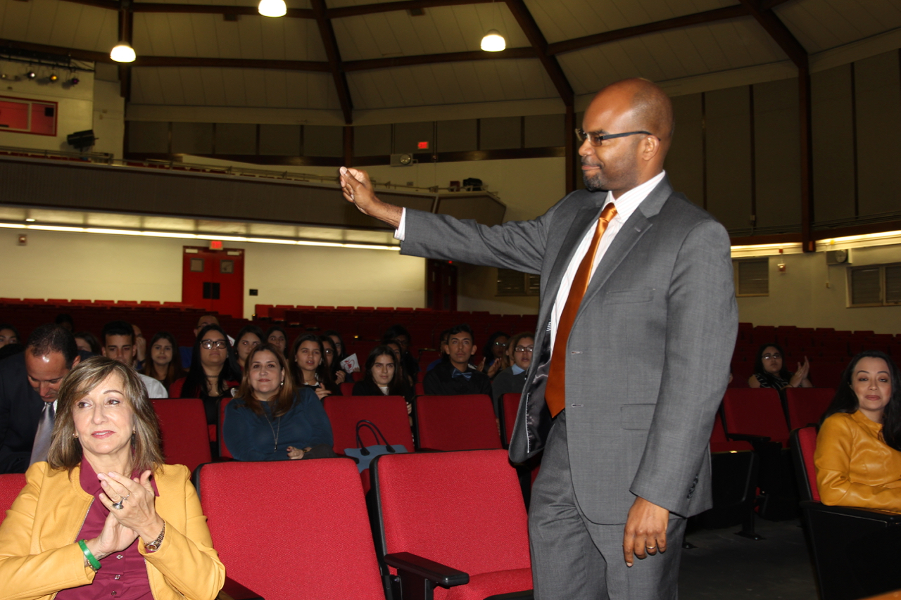 Teaching Academy Partners With Miami-Dade College School of Education