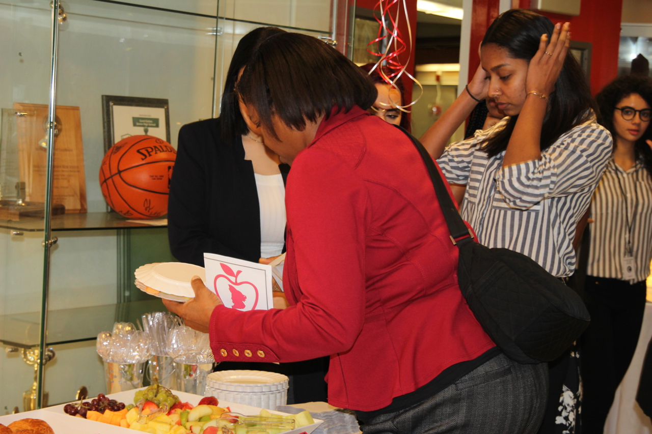 Teaching Academy Partners With Miami-Dade College School of Education