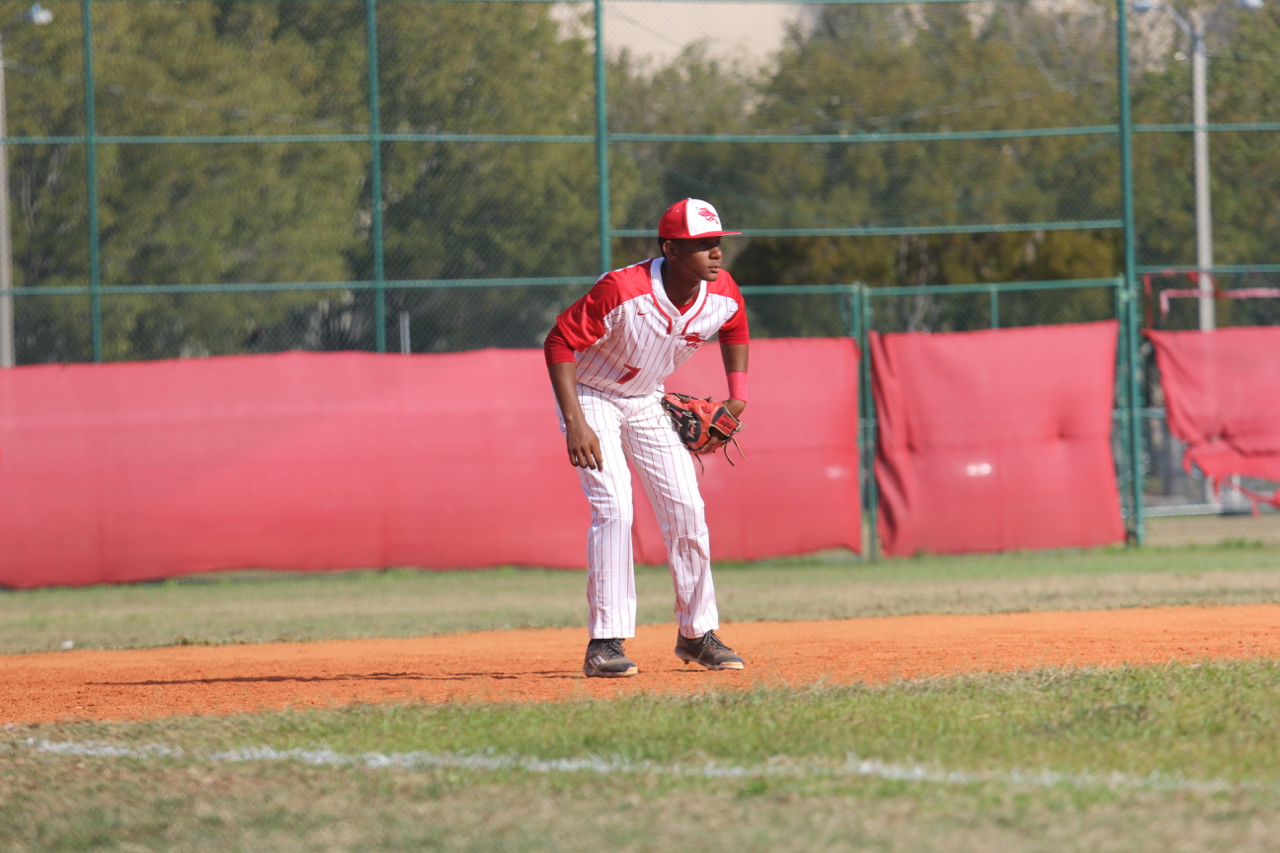 Boys Baseball Strikes out Beach 4-3