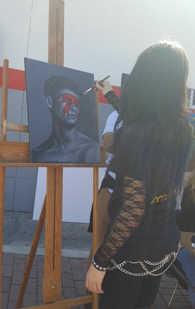 Art Walk: Estudiantes talentosos muestran sus obras