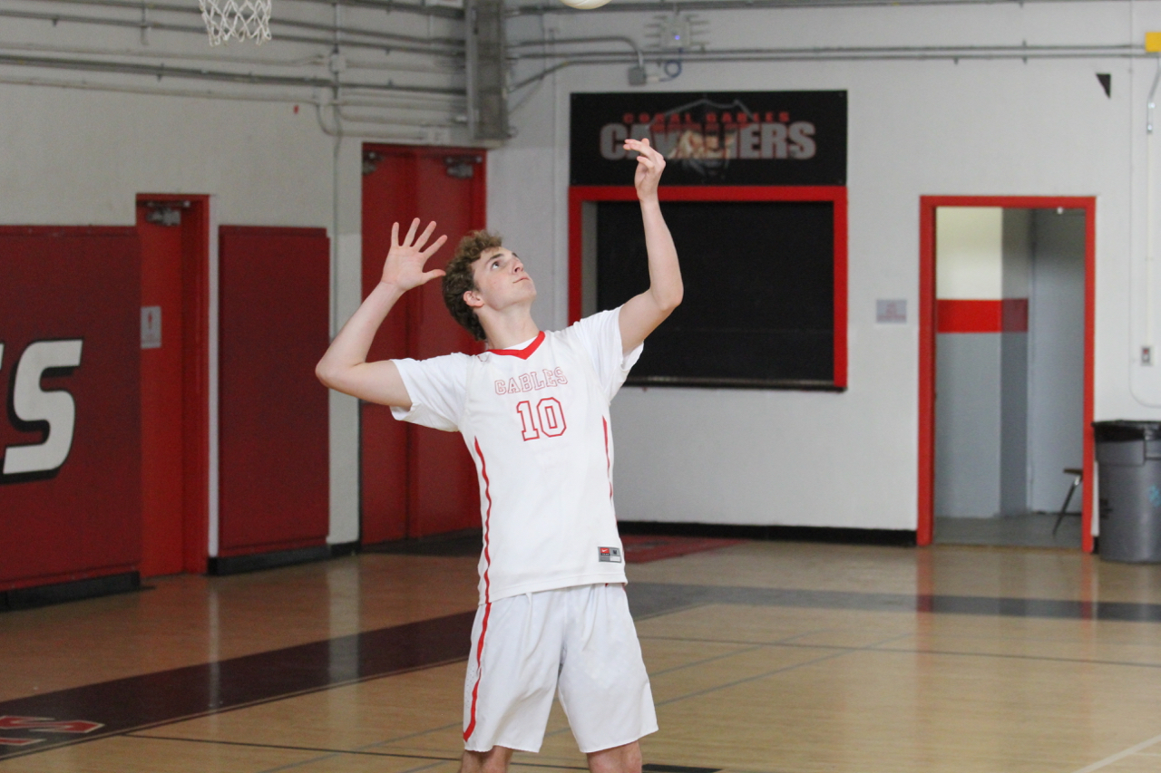 Boys Volleyball Goes Up Against St. Brendan