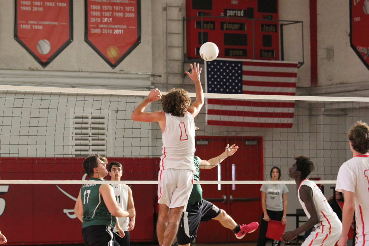 Boys Volleyball Goes Up Against St. Brendan