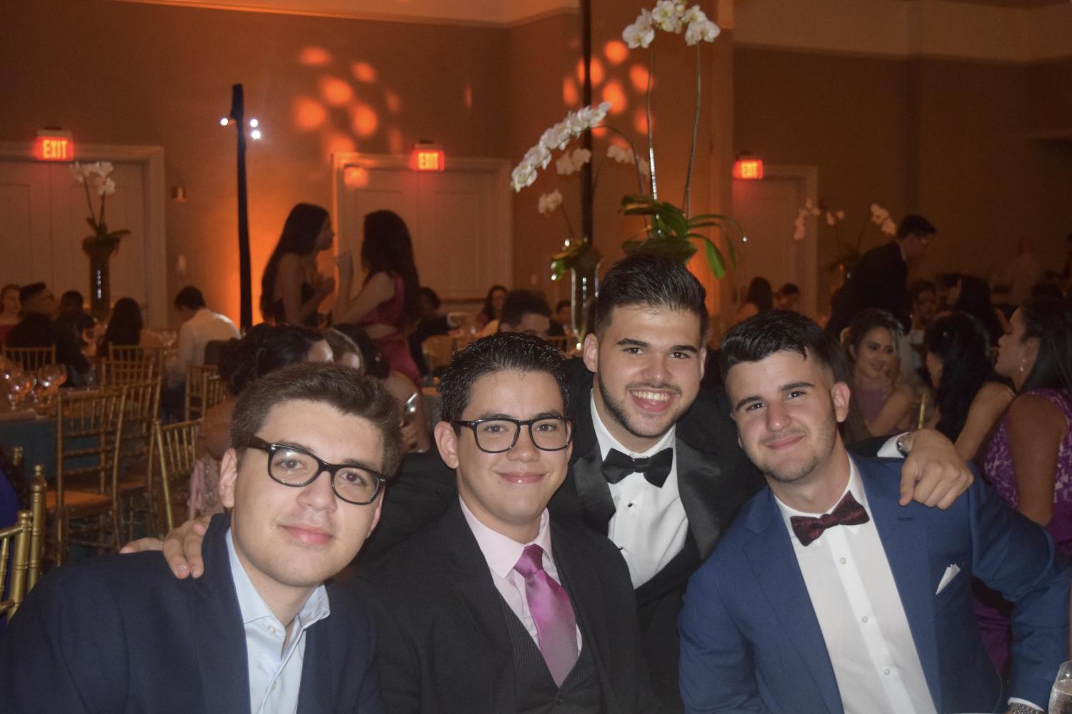 Seniors Dance the Night Away at Prom