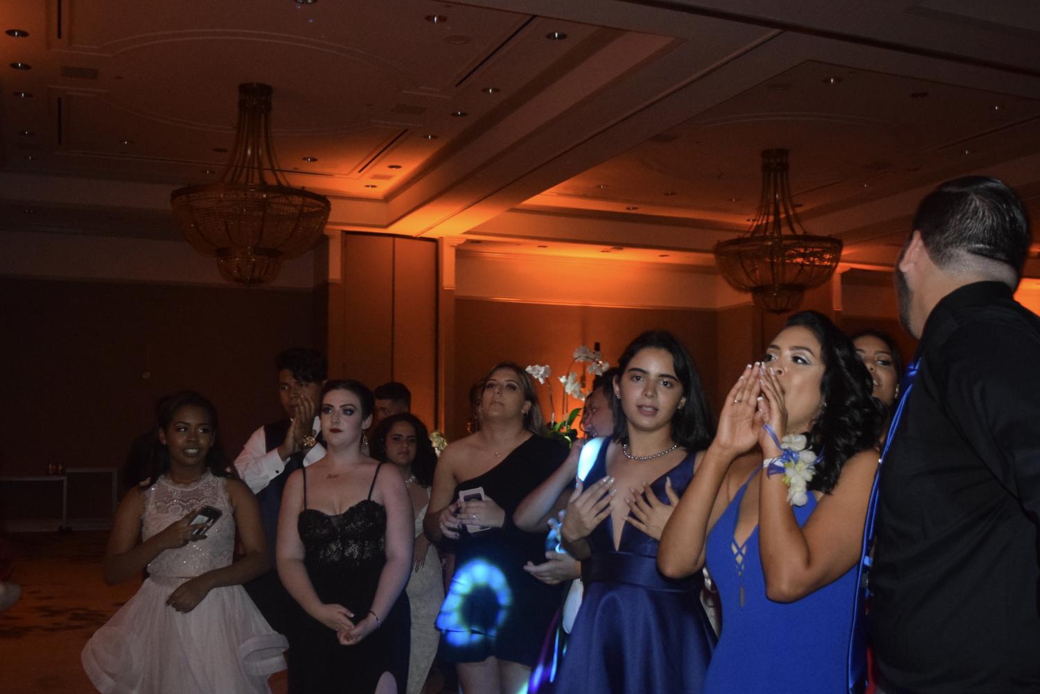 Seniors Dance the Night Away at Prom