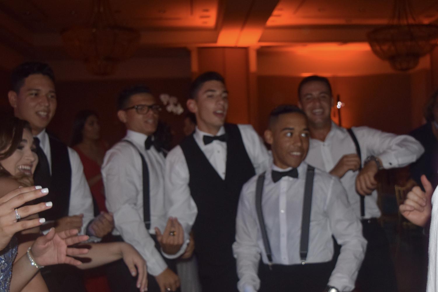 Seniors Dance the Night Away at Prom
