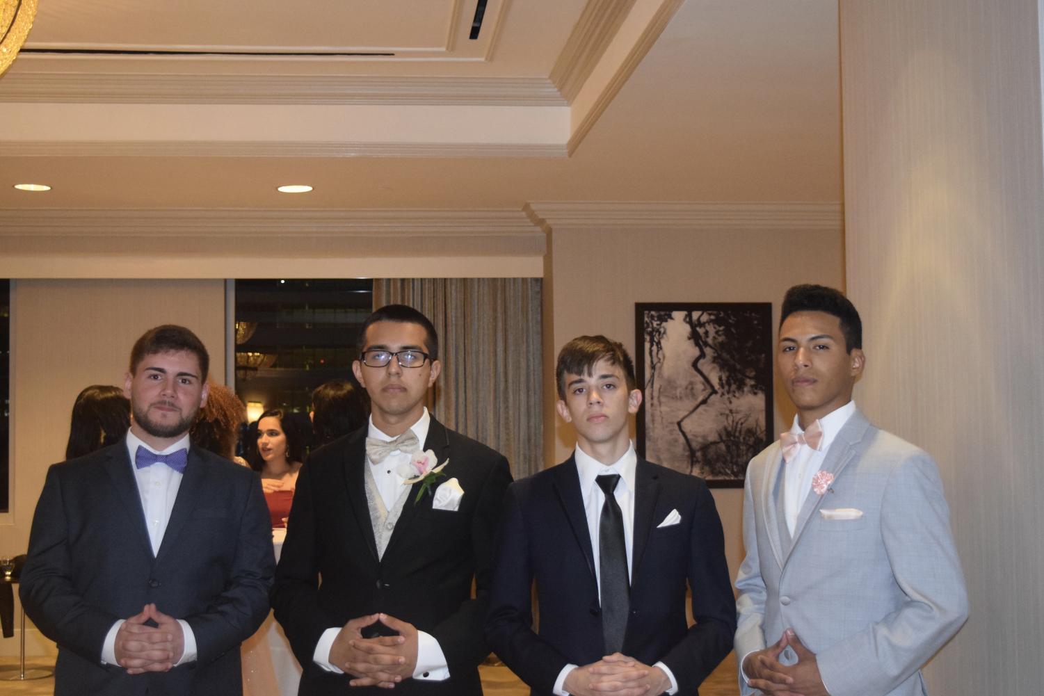 Seniors Dance the Night Away at Prom
