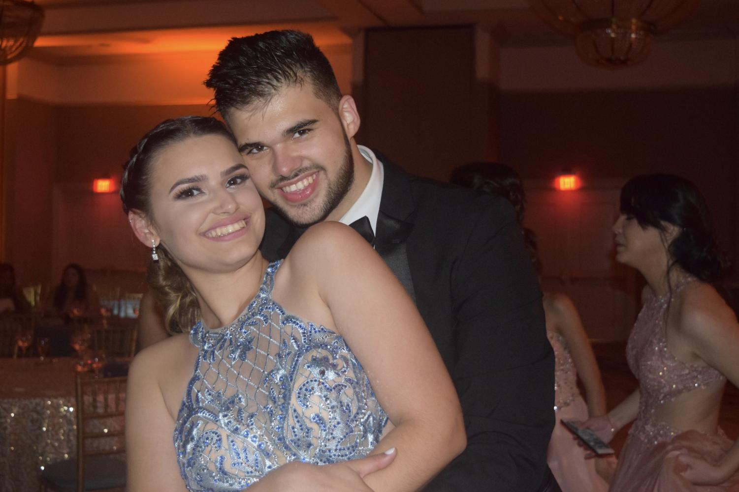 Seniors Dance the Night Away at Prom