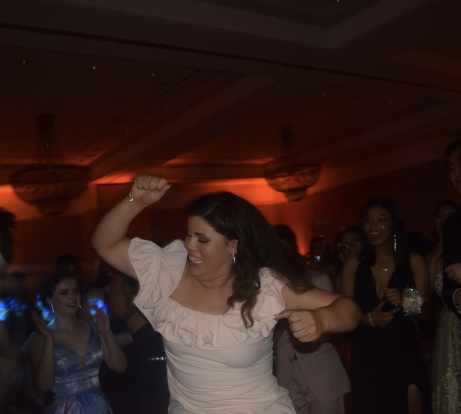 Seniors Dance the Night Away at Prom