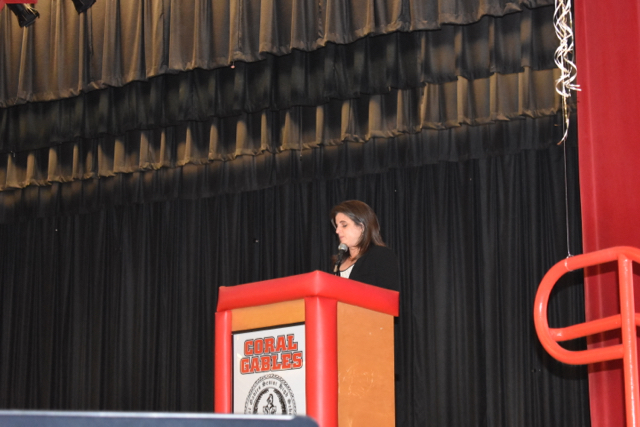 Elsa Glazer Award Ceremony Honors Top Seniors