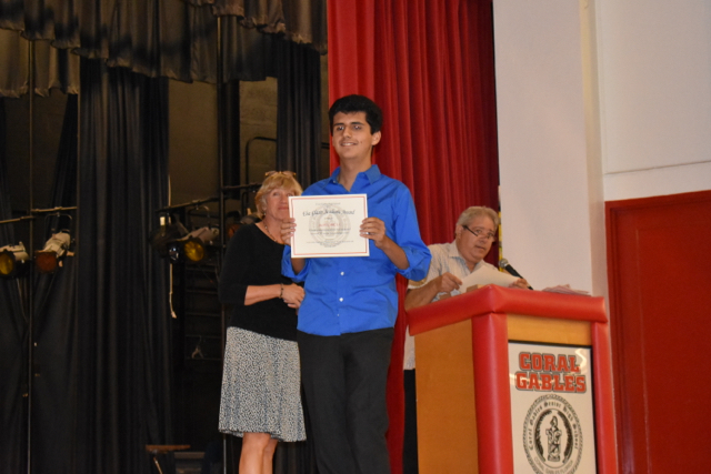 Elsa Glazer Award Ceremony Honors Top Seniors