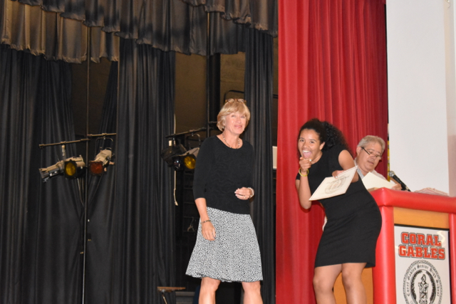 Elsa Glazer Award Ceremony Honors Top Seniors