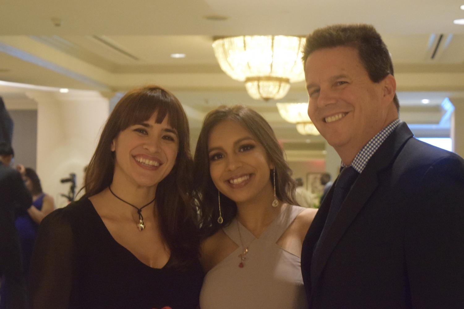 Seniors Dance the Night Away at Prom