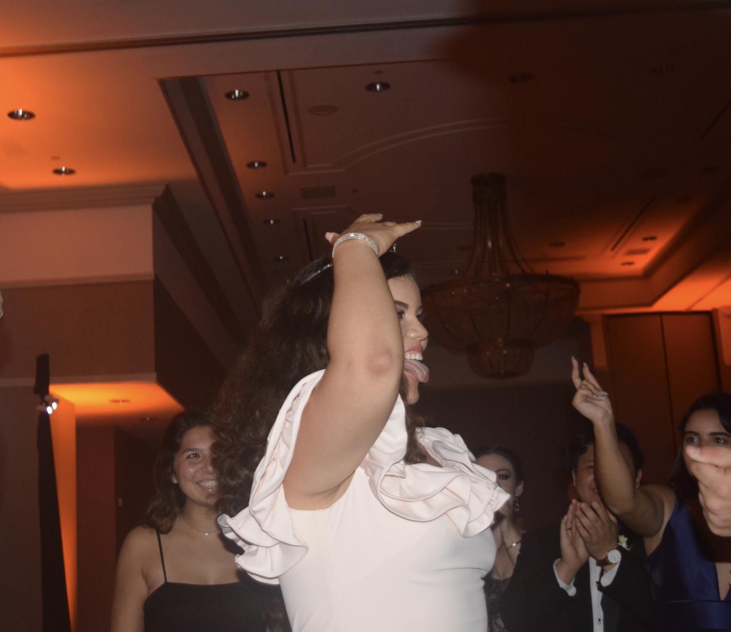 Seniors Dance the Night Away at Prom