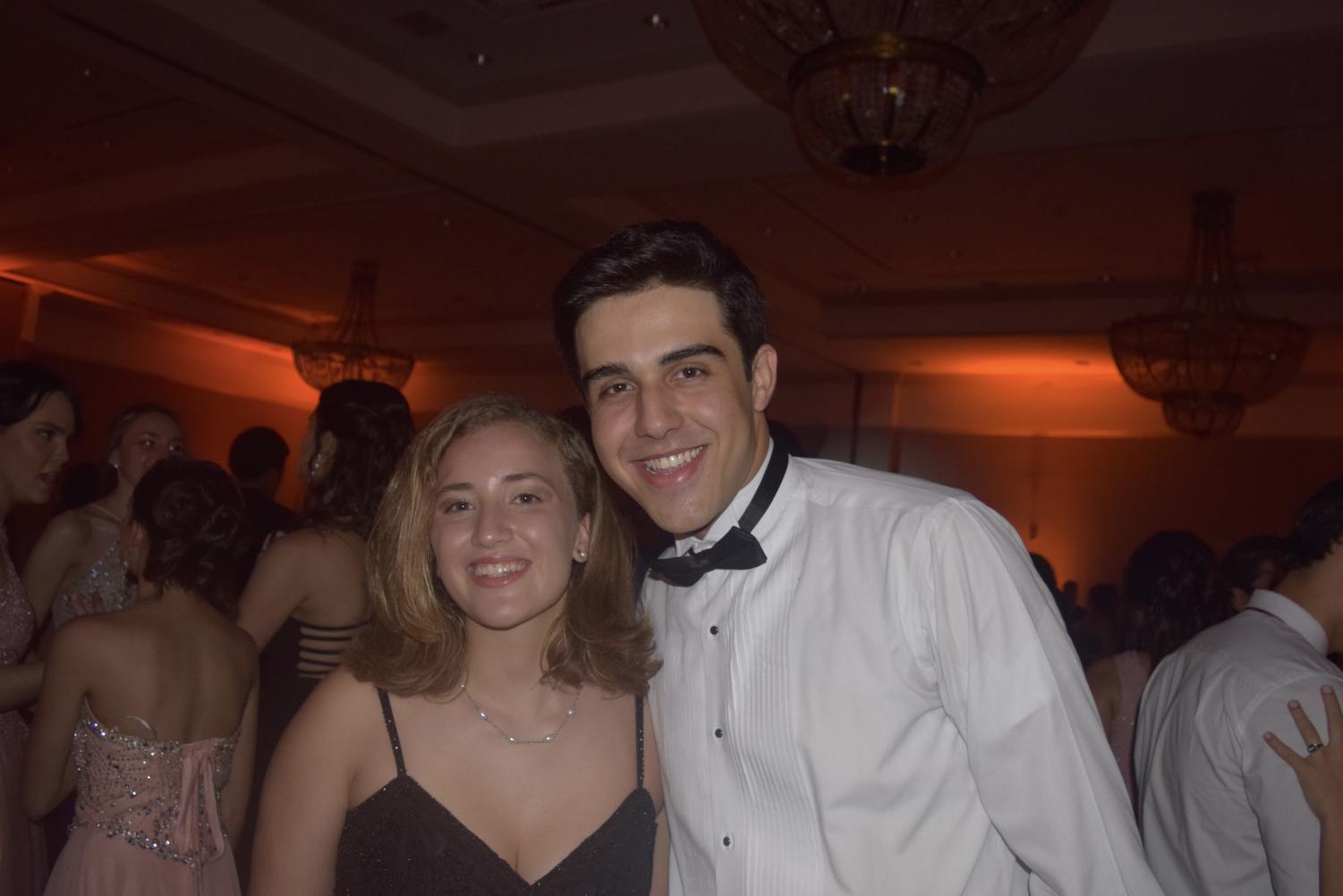 Seniors Dance the Night Away at Prom