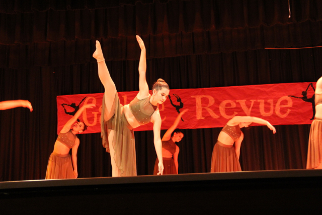 Gablettes Dance the Night Away