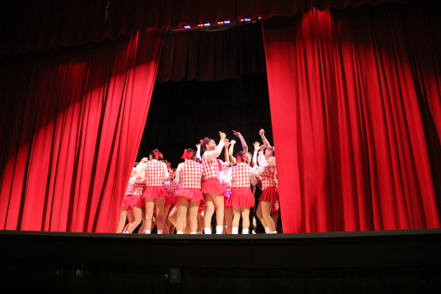 Dancing Queens: Gablette Revue Comes to Gables
