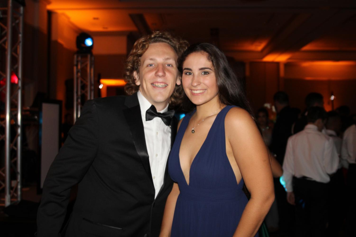 Seniors Dance the Night Away at Prom