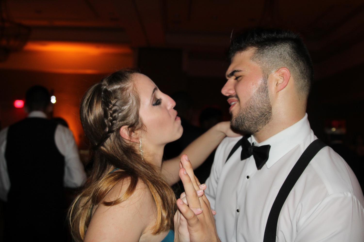 Seniors Dance the Night Away at Prom