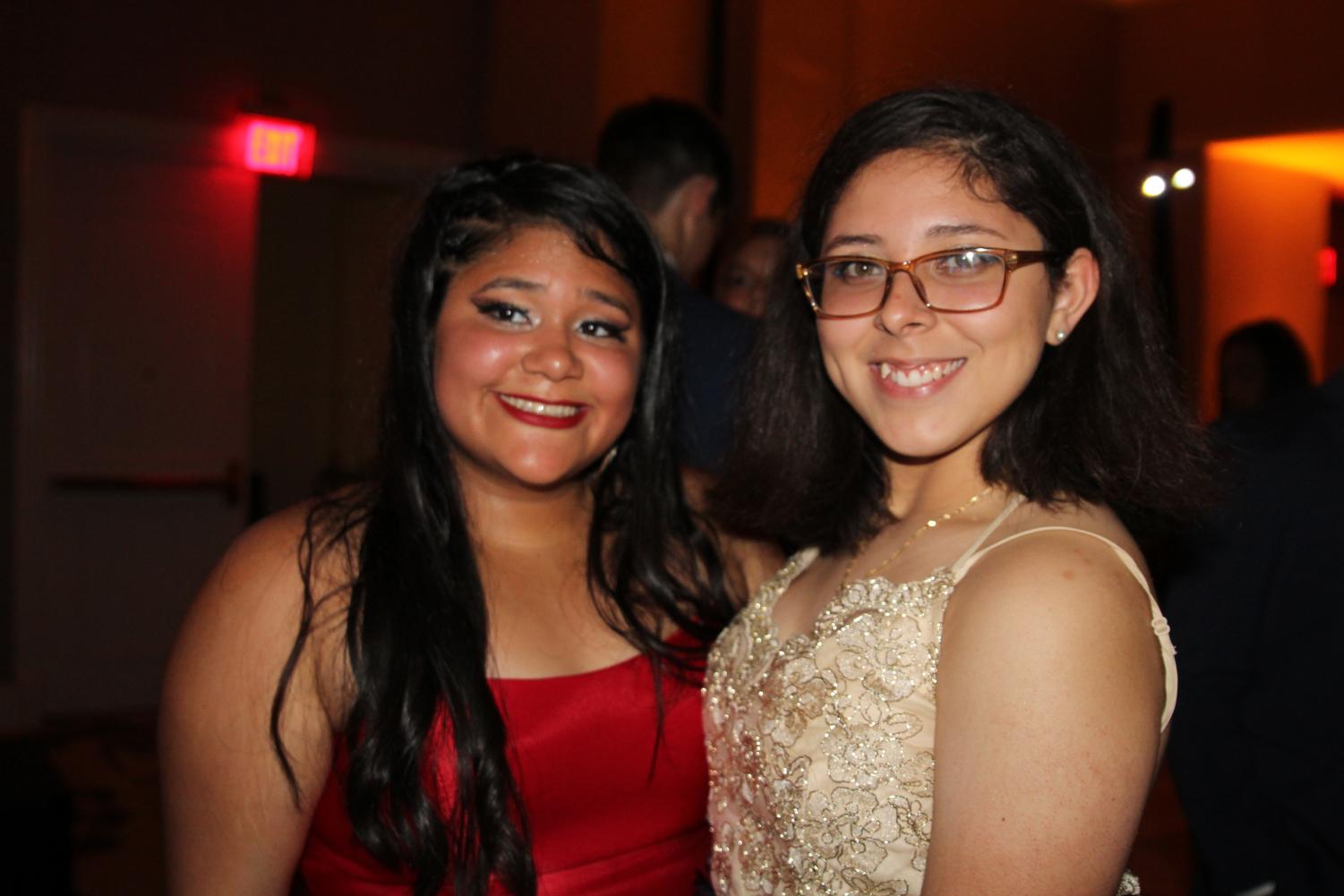 Seniors Dance the Night Away at Prom