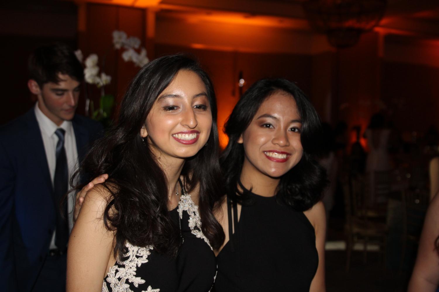 Seniors Dance the Night Away at Prom