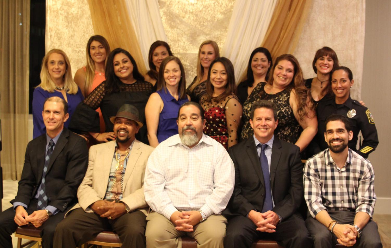 Seniors Dance the Night Away at Prom