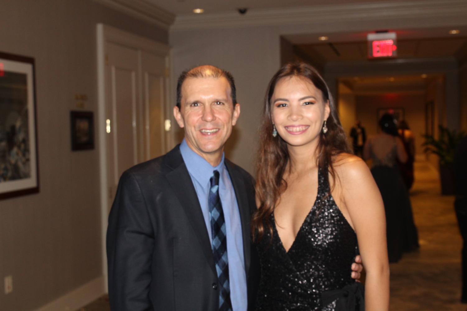 Seniors Dance the Night Away at Prom