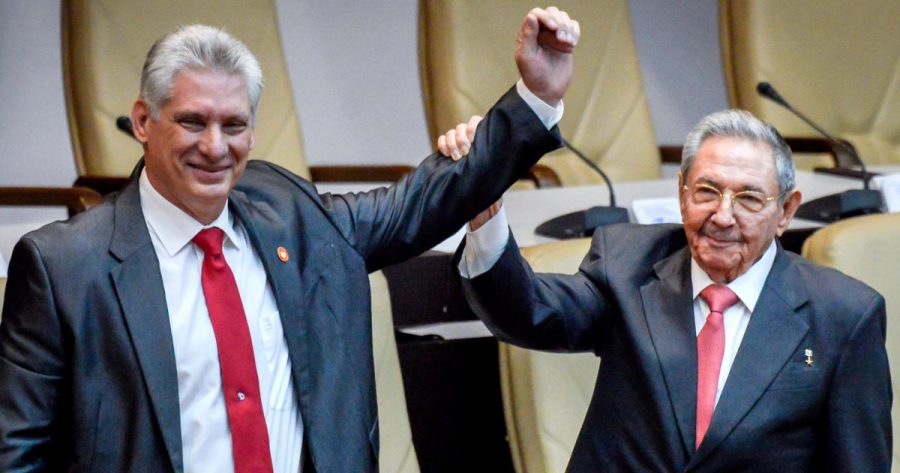 El Presidente de Cuba, Raúl Castro, sustituido por Miguel Díaz-Canel pero todavía mantiene la posición de gran alcance