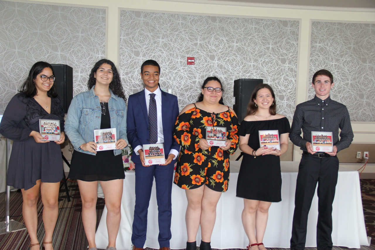 Caf&DM Banquet: The End of a Successful Year