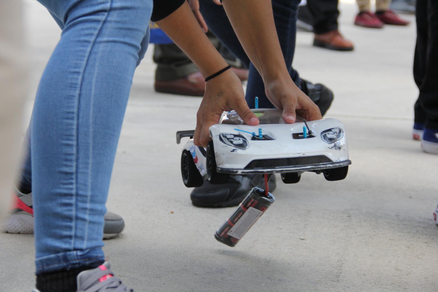 Cavaliers Speed to the Finish Line in Ten80 Racing Competition