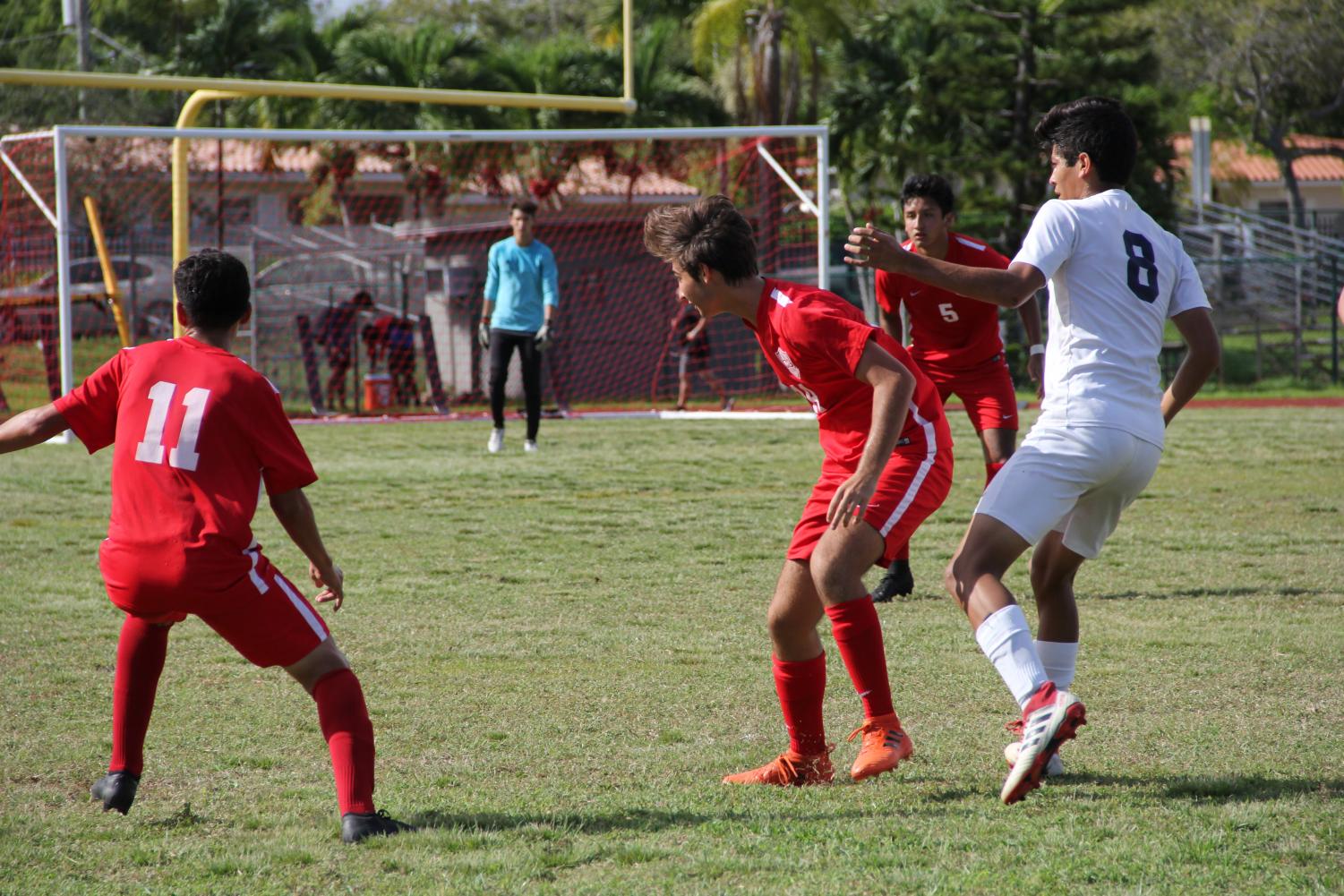 Soccer+Season+Begins+as+Gables+Takes+on+Coral+Park