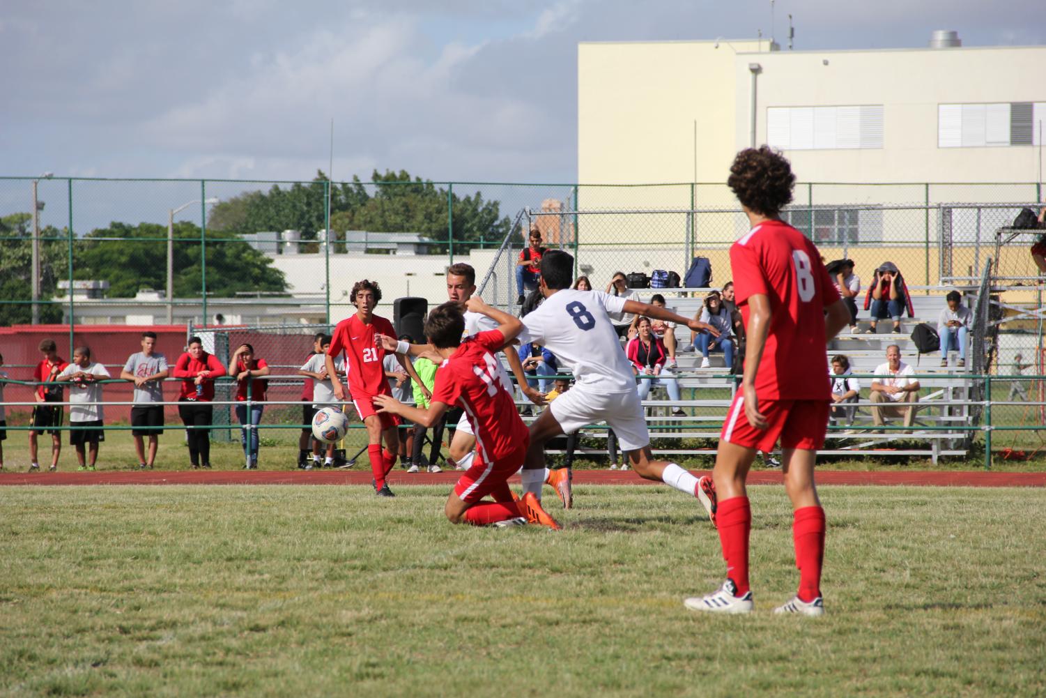 Soccer+Season+Begins+as+Gables+Takes+on+Coral+Park