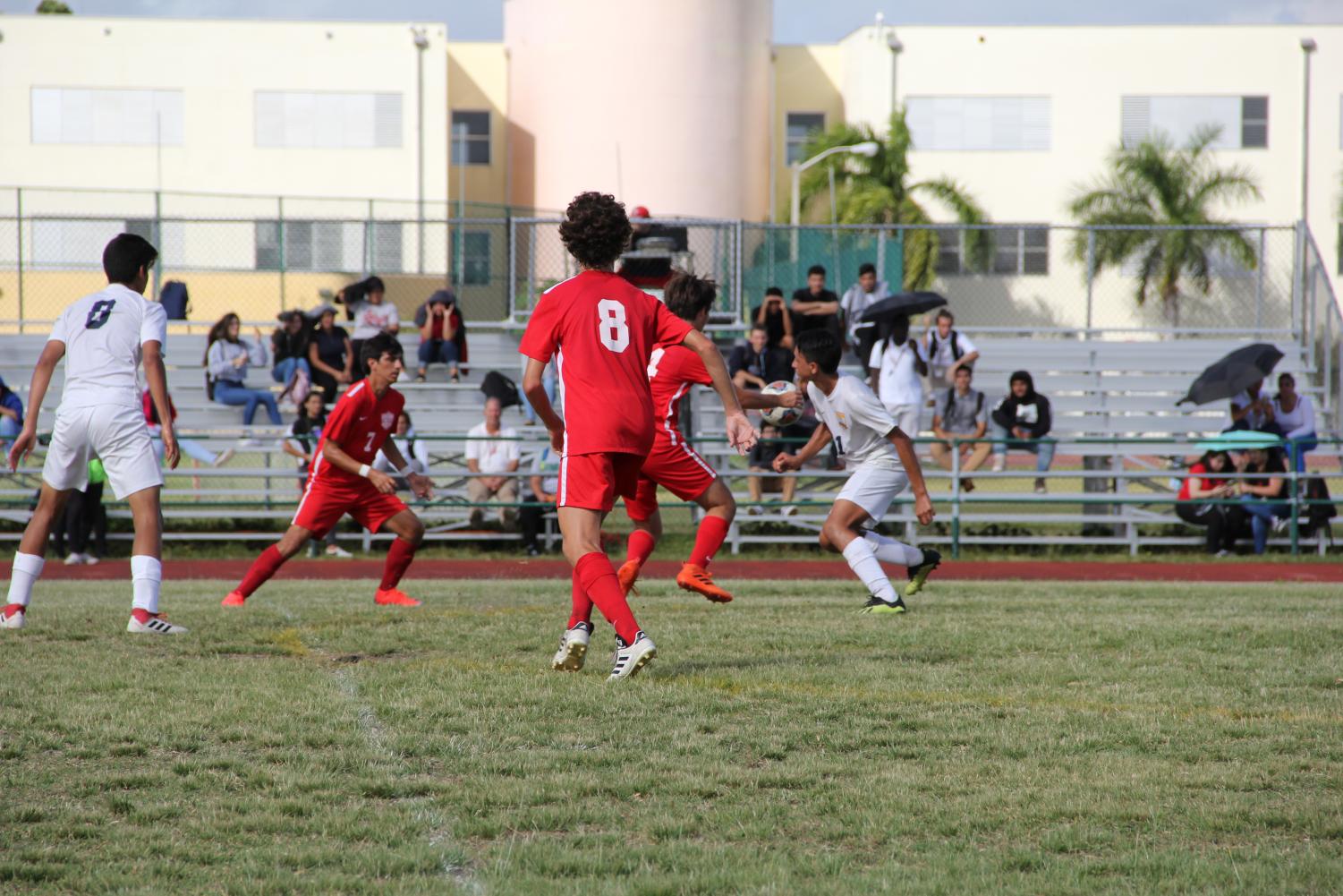 Soccer+Season+Begins+as+Gables+Takes+on+Coral+Park